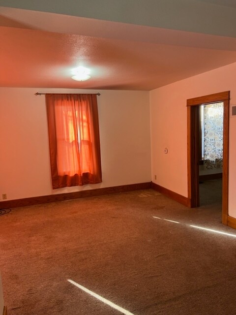Foto del edificio - 1122 W 3rd St