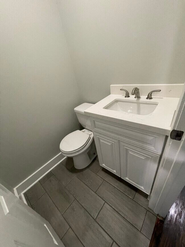 7026 S Claiborne Ave, New Orleans, LA 70125 House Rental in New