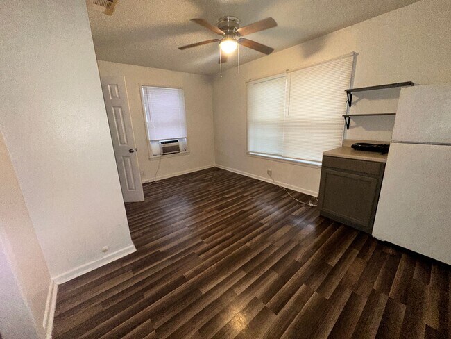 Foto del edificio - 611 S 25th St