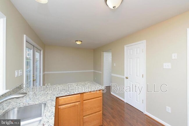 Building Photo - 257 Maple Wreath Ct