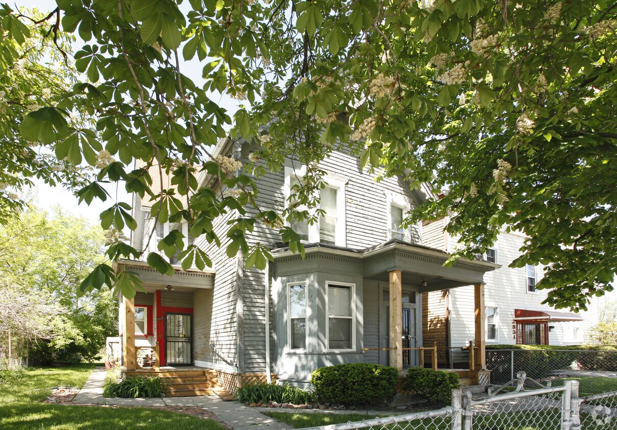 Primary Photo - 2817-2819 14th St