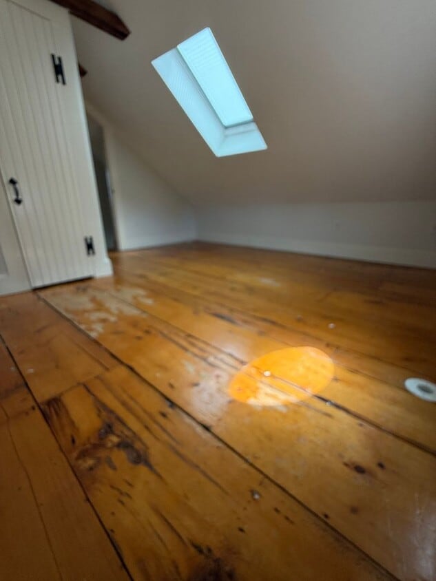 Primary Photo - 2 bedroom ,1 bathroom unit at an historic ...