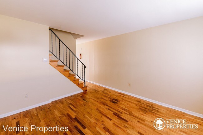 Foto del edificio - 171 E 12th Ave