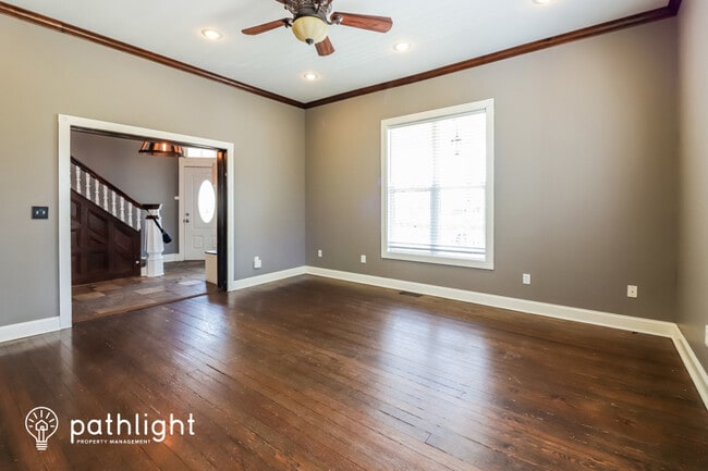 Building Photo - 210 E Hale St, Spring Hill, KS, 66083