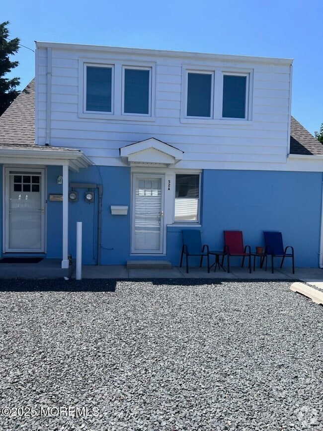 Building Photo - 52 Dunbar Ave