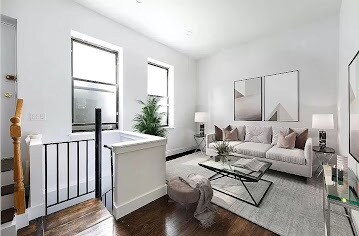 Building Photo - 372 2nd St