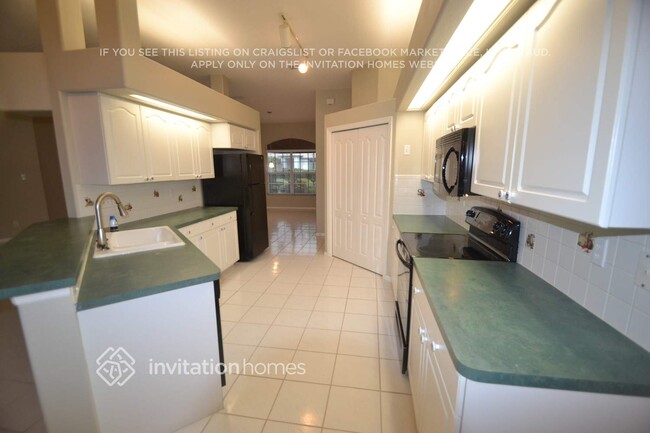 Foto del edificio - 7214 39th Ln E