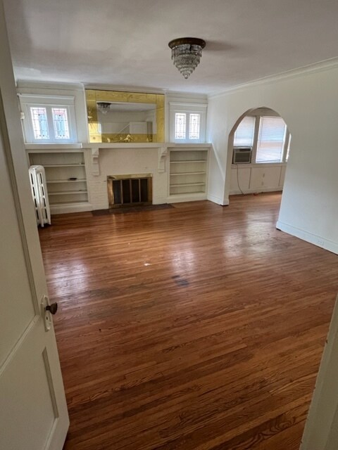 Building Photo - 907 N Rebecca Pl