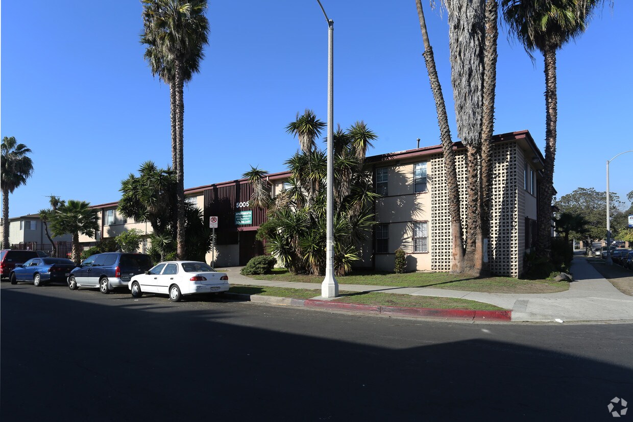 Foto principal - 5005 August St