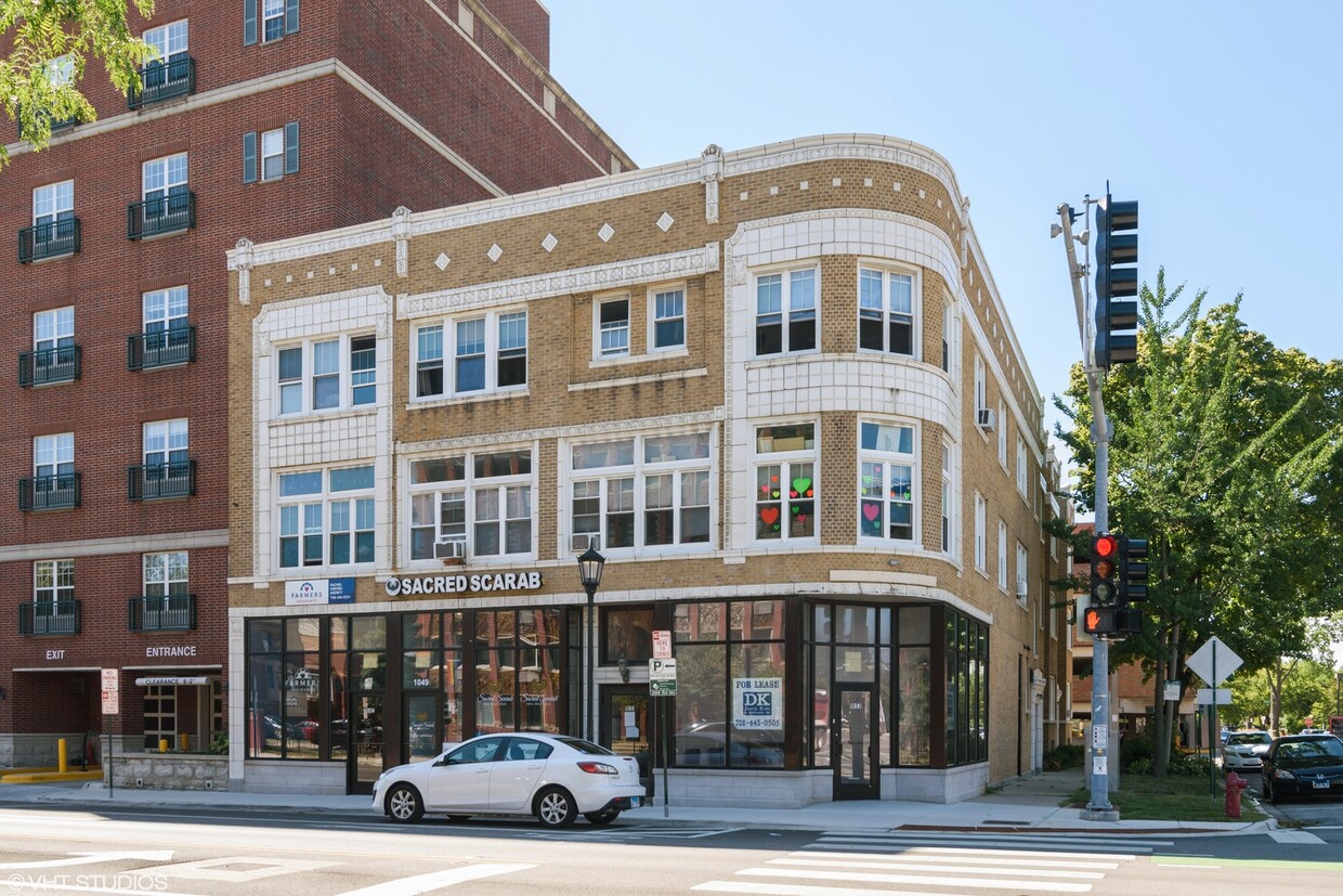 Primary Photo - 506 Wisconsin Ave