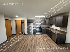 Building Photo - 417 Lotus St