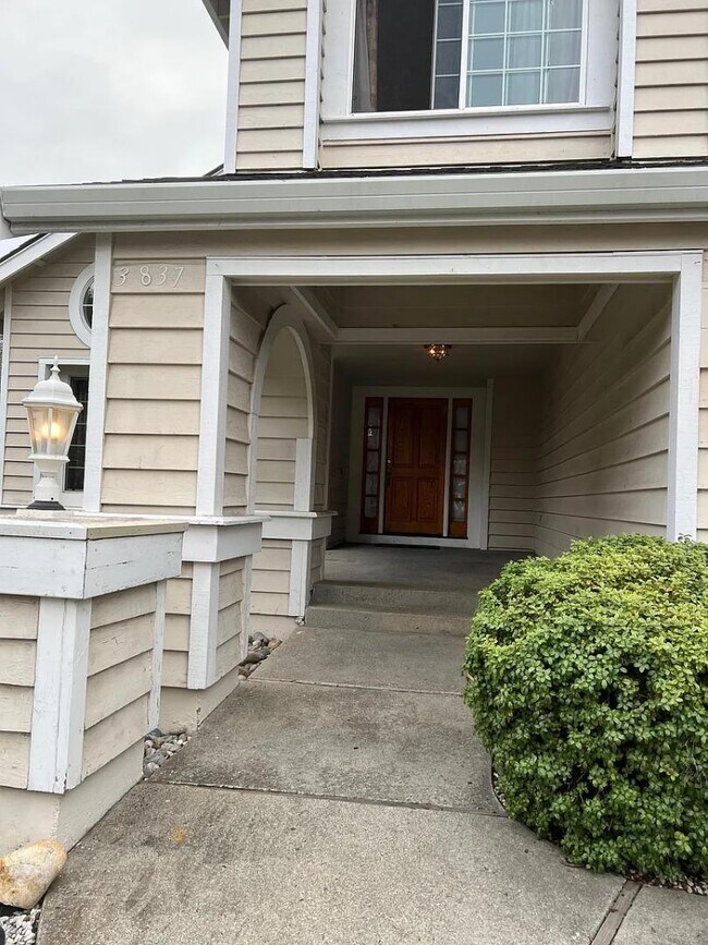 Building Photo - 3837 Thompson Creek Ct