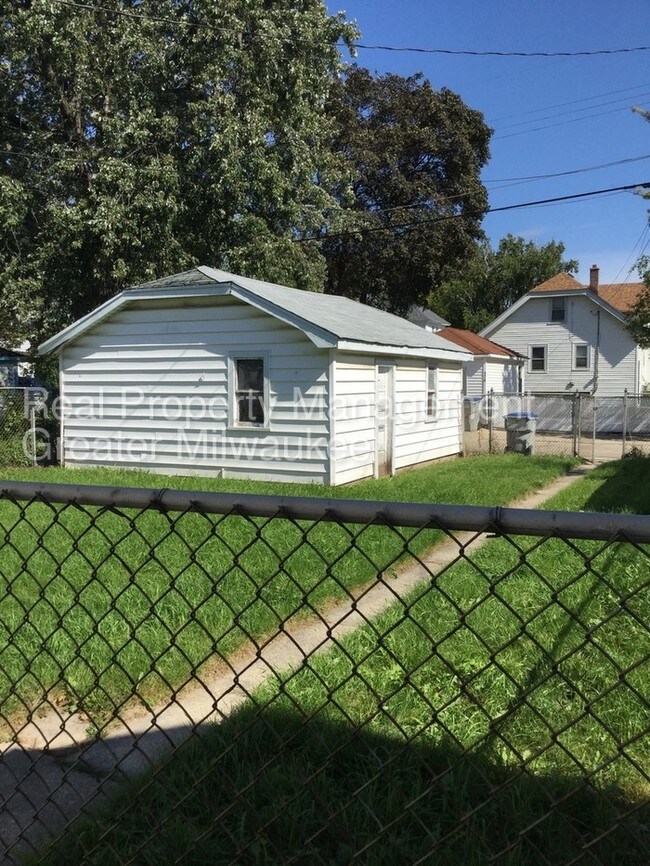Foto del edificio - 4 Bedroom Single Family Home