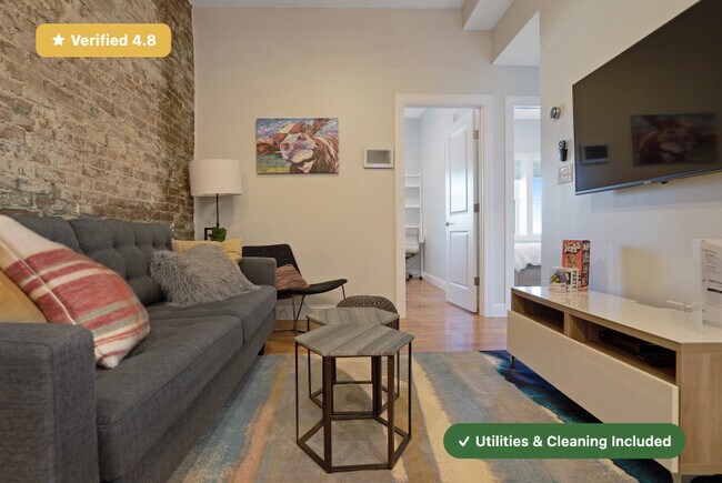 Foto del edificio - Furnished Private Bedroom in East Boston