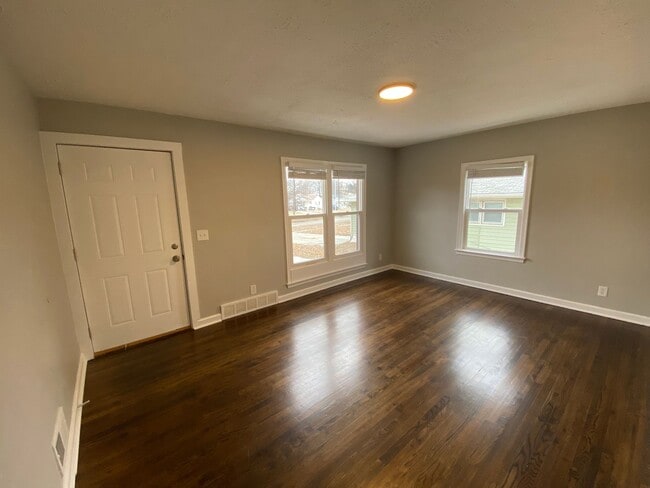 Photo - Fully Remodeled 3 Bedroom House!