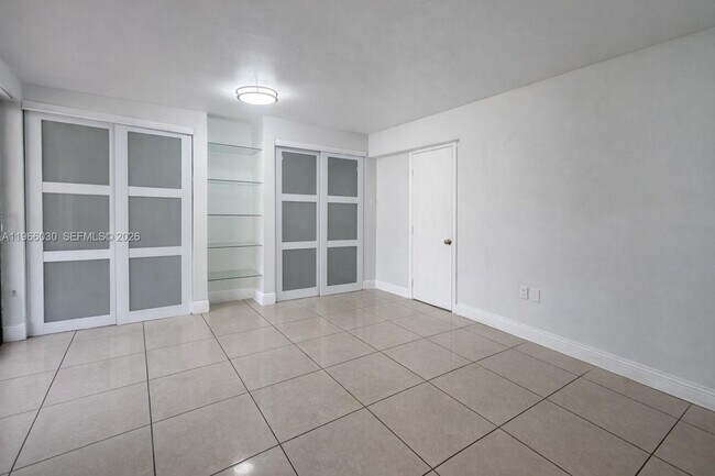 Foto del edificio - 550 SW 115th Ave