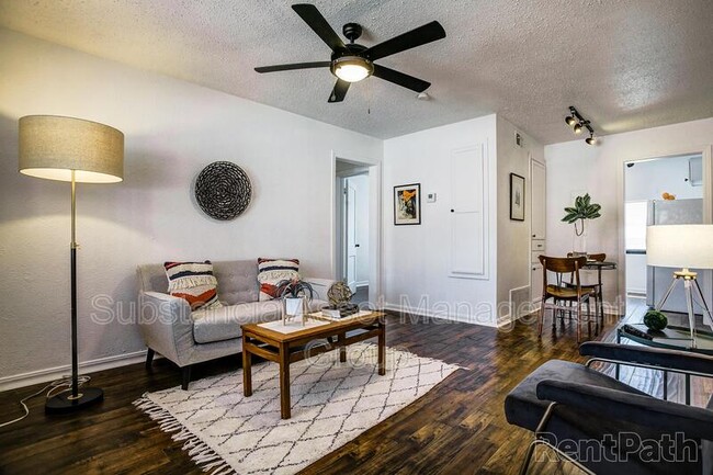 Foto del edificio - 1714 N Lindsay Ave