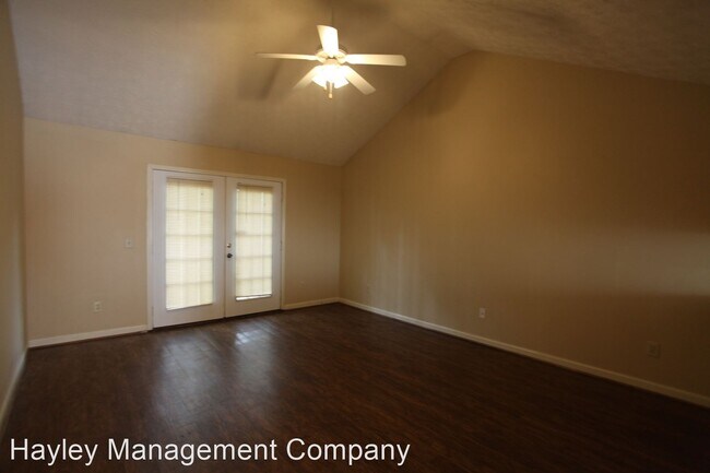 Building Photo - 3 br, 2 bath House - 133 Halal Court