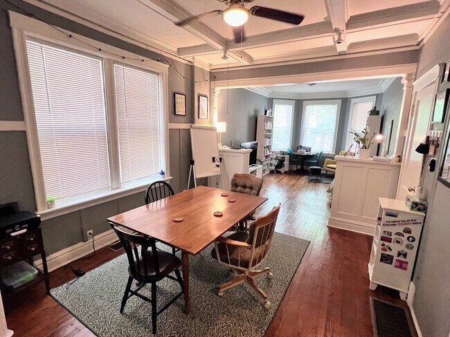 Foto del edificio - 2839 W Lyndale St