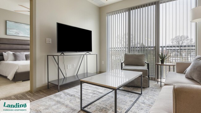 Building Photo - 5800 Highlands Plaza Dr