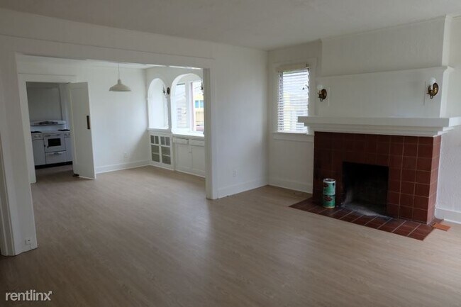 Building Photo - 2 br, 1 bath Apartment - 2610 Abbott Kinney
