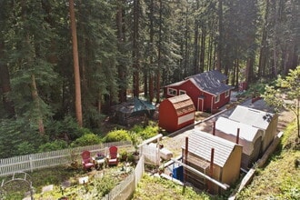 Building Photo - 10680 Vera Ave