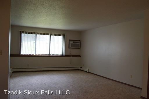 Building Photo - 1 br, 1 bath Apartment - 1301 S. Cleveland