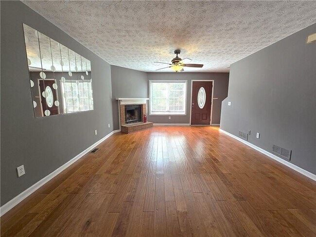 Foto del edificio - 117 Davis Mill Ct