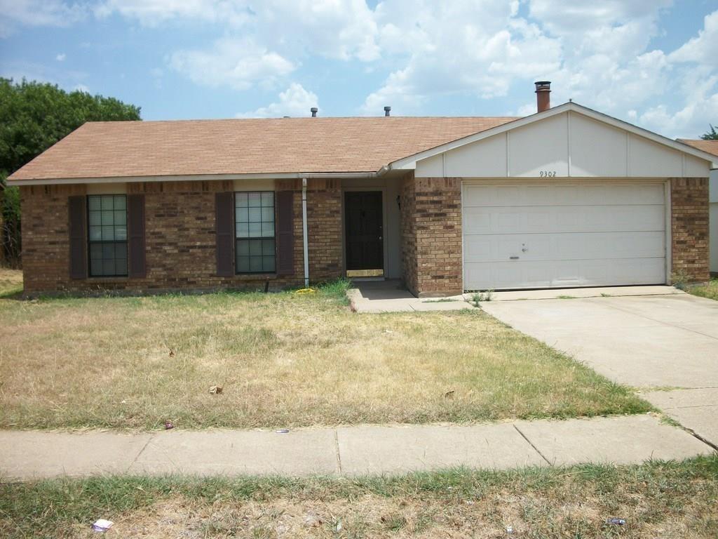 9302 Sophora Dr, Dallas, TX 75249 House Rental in Dallas, TX