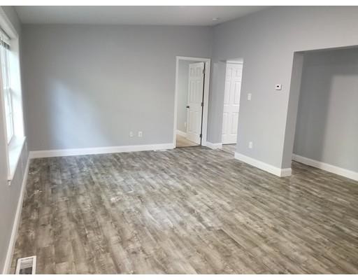 Building Photo - 20 Boyden St