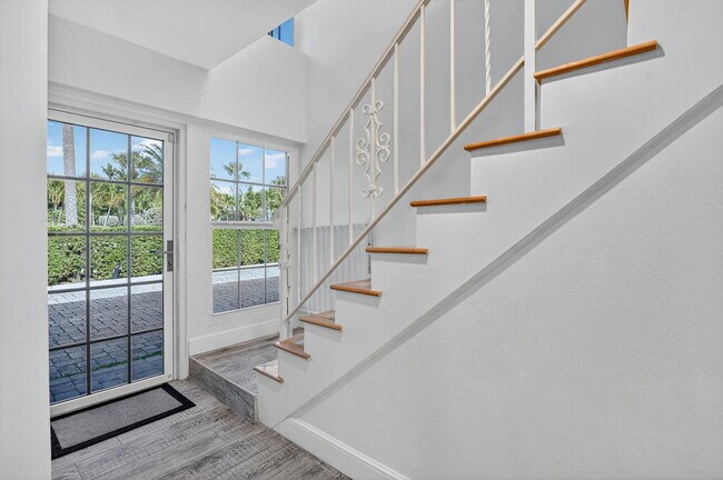 Foto del edificio - 1194 Hillsboro Mile