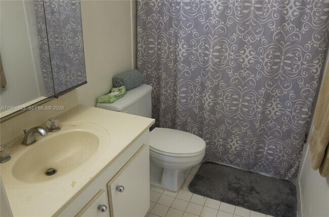 Foto del edificio - 901 Hillcrest Dr