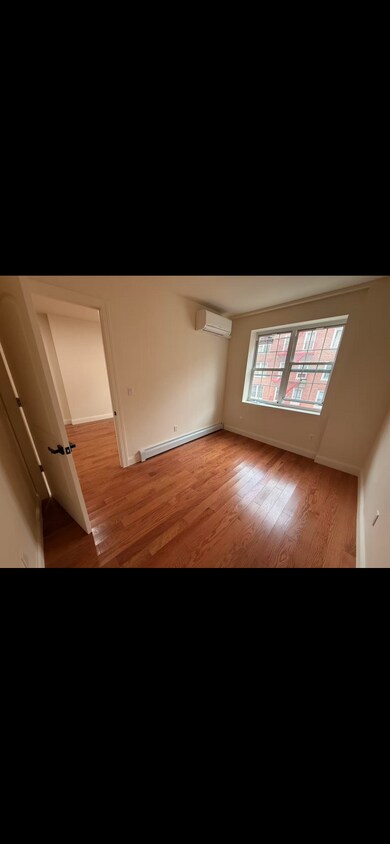 Foto del edificio - 14115 Cherry Ave