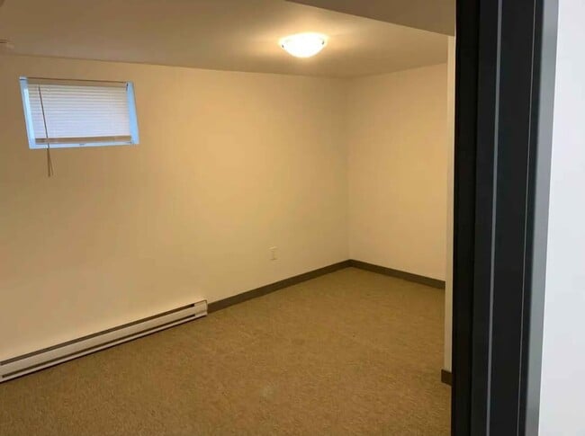 Building Photo - 92 Gagnon Dr