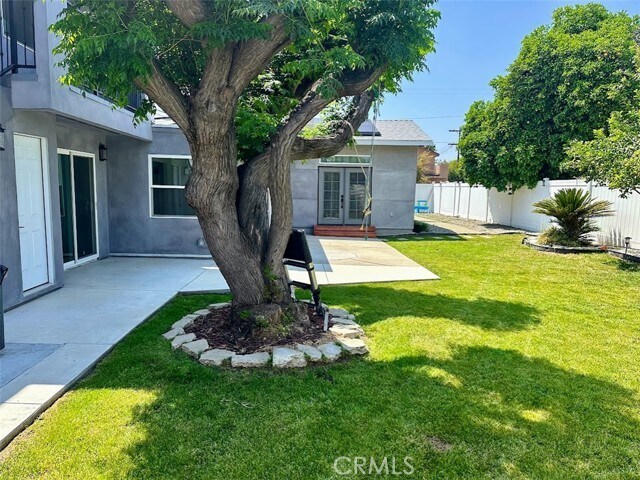 Foto del edificio - 15853 Leadwell St