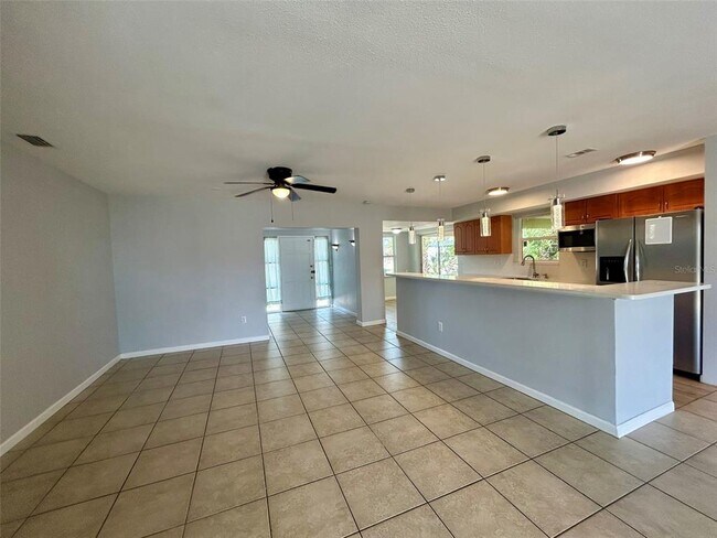 Foto del edificio - 3474 Norwick St