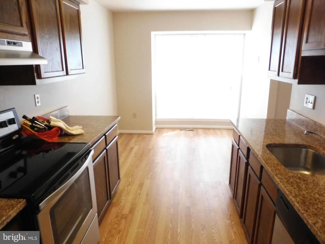 3121 Benton Square Dr, Olney, MD 20832 Townhome Rentals in Olney MD