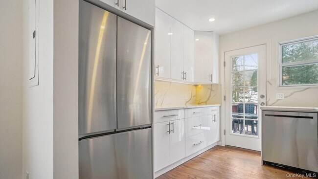 Foto del edificio - 100 E Sunnyside Ln