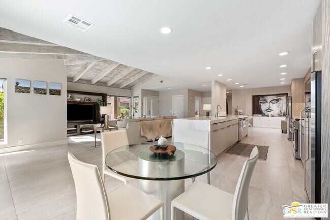 Foto del edificio - 48726 Sageflower Ln