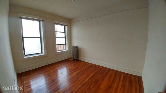 Primary Photo - 2054 Nostrand Ave