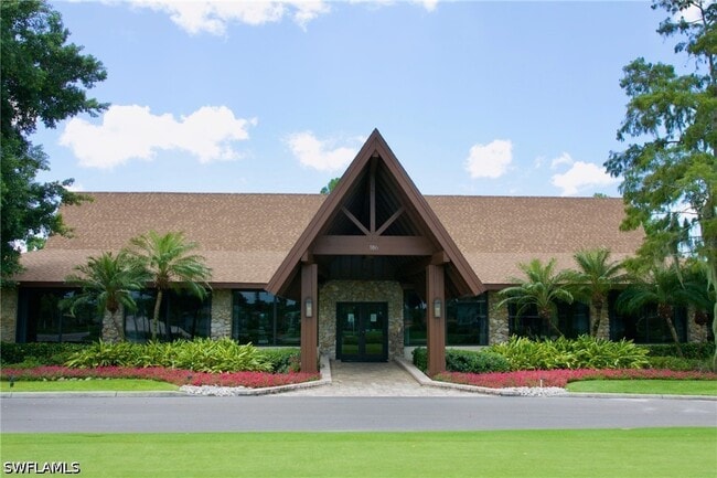 Building Photo - 256 Palm Dr