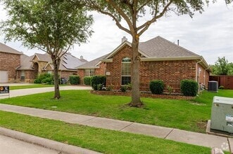 Building Photo - 1616 Nestledown Dr