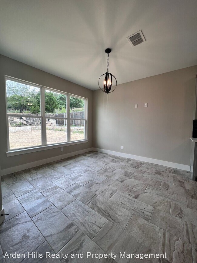 Building Photo - 3 br, 2 bath House - 1100 Norfolk LN
