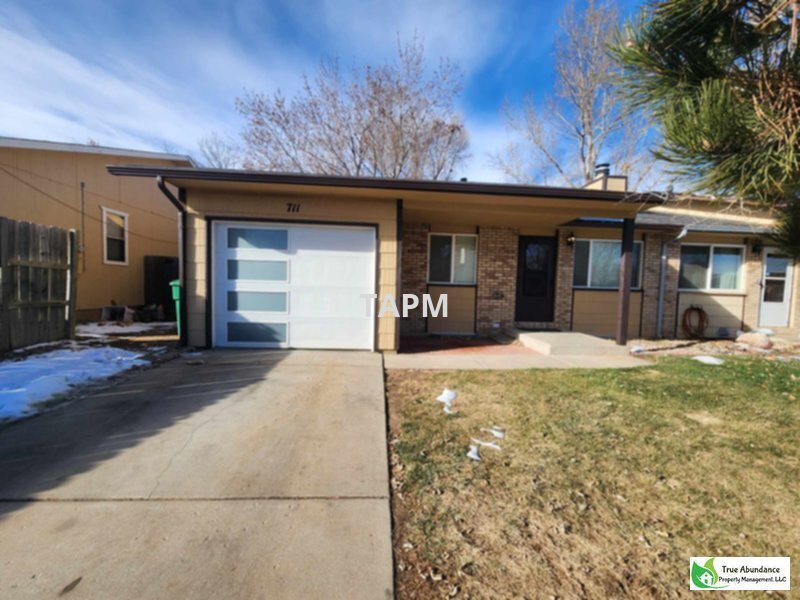 Foto principal - Beautiful and Pet Friendly Three Bedroom D...