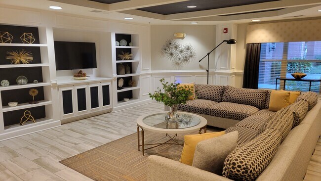 Lobby - 200 River Vista Dr