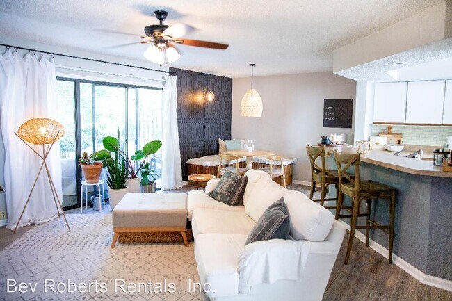 Building Photo - 3 br, 2.5 bath House - 7761 Falcon Rest Ci...