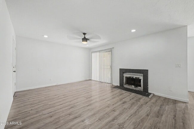 Foto del edificio - 5236 W Peoria Ave