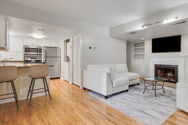 Foto del edificio - 517 E Jefferson St