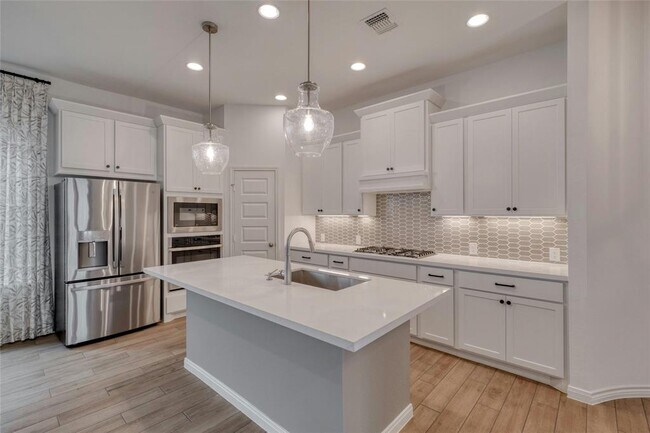 Foto del edificio - 305 Langhorne Bnd