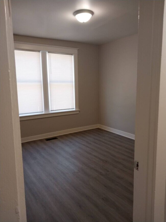 Foto del edificio - Fully Renovated 2 Bedroom 1 Bath | Midtown...
